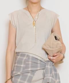 HENLEY ノースリーブTシャツのサムネイル