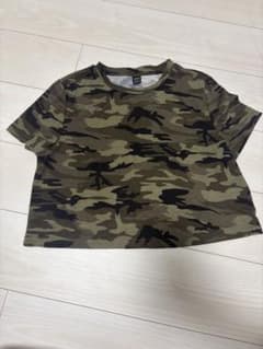 SHEIN 迷彩柄 半袖 クロップド丈 トップスのサムネイル