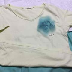 新品・未使用☆23区半袖Tシャツのサムネイル