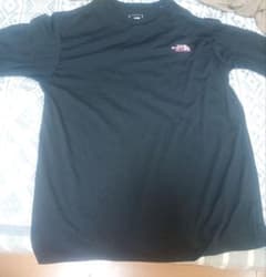 THE NORTH FACE（ザ・ノース・フェイス） ブラックトレーナー