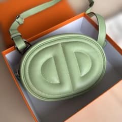 HERMES インザループ　ショルダー バッグ　ヴェルソのサムネイル