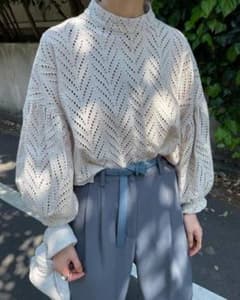 CLANE  CUT EMBROIDERY TOPSのサムネイル