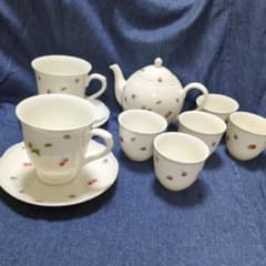 ナルミ♦️ストロベリーガーデン ノリタケ食器 | 19cmプレート(アトモスグリーン) オーチャードガーデン セット♦️レア茶器とお皿＆ティーセット♦️送料込 食器
