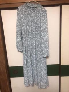 美品♡花柄 長袖ロングワンピースのサムネイル