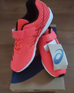 【ほぼ新品】ASICS アシックス LAZERBEAM SG-MG 23cmのサムネイル