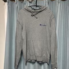 Champion グレー フード付きパーカーのサムネイル