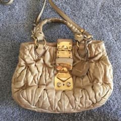 miumiu ミュウミュウ ハンドバッグのサムネイル