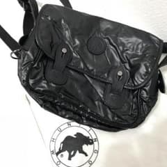ハンティングワールド バチュー ナイロンハンドバッグ黒ブラックショルダー鞄カバンのサムネイル
