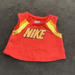 NIKE タンクトップのサムネイル