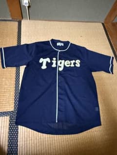 阪神タイガース ユニホームのサムネイル