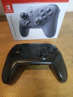 最終値下げ NINTENDO SWITCH PROコントローラーのサムネイル