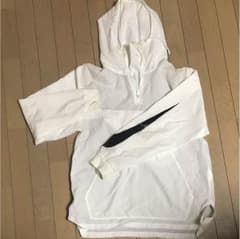 NIKE ハーフジップ ナイロンのサムネイル