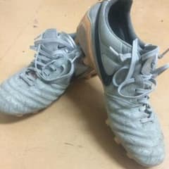サッカースパイク ナイキ スーパーリゲラのサムネイル