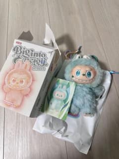 Labubuのサムネイル