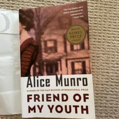 Alice Munro 「Friend of My Youth 」のサムネイル