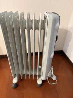 DeLonghi オイルヒーター 本体のサムネイル