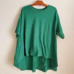 アシンメトリーTシャツのサムネイル
