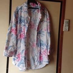 カジュアルシャツのサムネイル