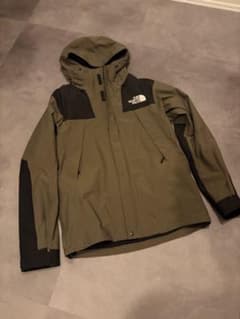 ノースフェイス THE NORTH FACE マウンテンジャケットのサムネイル