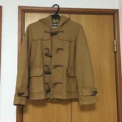 ベージュダッフルコートのサムネイル