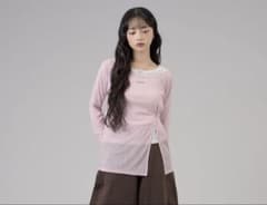 apres jour mignon スリット入りワンショルトップス(ピンク)のサムネイル