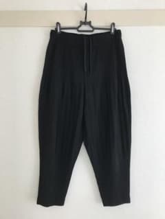 HOMME PLISSÉ BASICS パンツのサムネイル