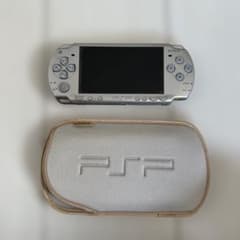SONY PSP-2000 本体 シルバー 専用ケース付きのサムネイル