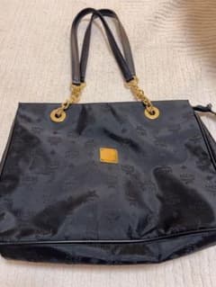 MCM トートバッグ ブラック ロゴ柄 チェーンハンドルのサムネイル
