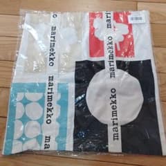 marimekko　マリメッコ　トートバックのサムネイル