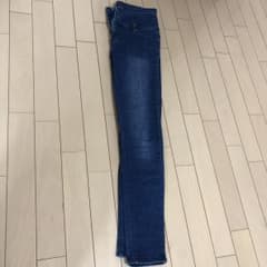 ハイウエストスキニーデニムのサムネイル
