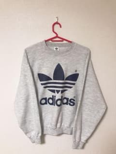 nagi♡様専用。adidas トレーナーのサムネイル