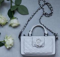 riu Rose phone bag ショルダーバッグ 白 ホワイト - メルカリ