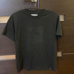 Quiksilver ブラック Tシャツ M ルーズフィットのサムネイル