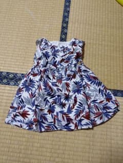 【美品】BEBE 花柄 ノースリーブワンピース 90のサムネイル