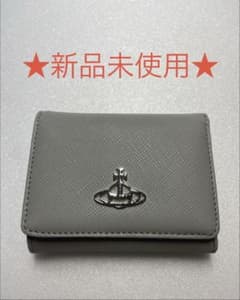 新品未使用】Vivienne Westwood 三つ折り財布 グレー - メルカリ