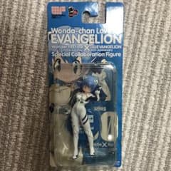 エヴァンゲリオン　綾波レイ　吉崎観音　ケロロ軍曹　コラボフィギュアのサムネイル