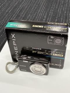 FUJIFILM FinePix F200 EXR 本体　付属品あり　動作確認済 FUJIFILM FinePix F200 EXR 本体 付属品 - メルカリ