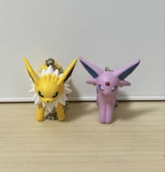 ポケモン つまんでつなげてマスコット　サンダース エーフィセット　ガチャガチャのサムネイル