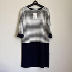 【新品】ecruefilタグ付き ボーダー ワンピース M レース切替 ネイビーのサムネイル
