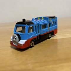 トミカ きかんしゃトーマス バスのサムネイル