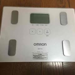 オムロン 体脂肪計のサムネイル