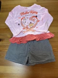 Hello Kitty 長袖カットソー フリル付きのサムネイル