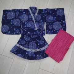 女の子　浴衣110センチのサムネイル