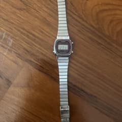 CASIO デジタル腕時計 シルバーのサムネイル