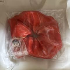 月足天音　クレヨンしんちゃん　チャーム付きシュシュのサムネイル