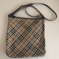 BURBERRY  ショルダーバッグのサムネイル