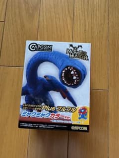 万博限定モンスターハンター フルフルフィギュア　ミャクミャクカラー