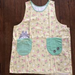 保育士エプロン　となりのトトロのサムネイル
