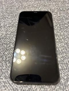 【美品　送料無料】Apple iPhone 11 ブラック 本体のサムネイル