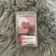 CANMAKE Glow Fleur Cheeks 09のサムネイル